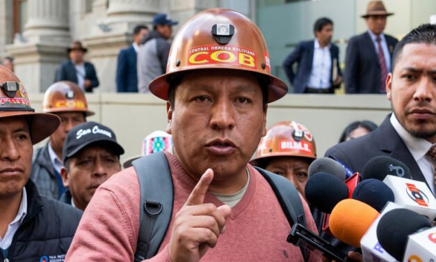 El «proletariado» VIP: Dirigente de la COB percibe un sueldazo de Bs 47.000 mensuales mientras el país raspa la olla
